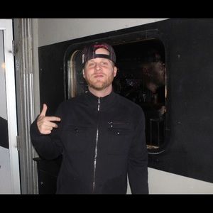 Meet your Posher, Justin